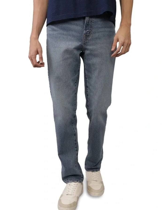 American Eagle EasyFlex Tencel Fibers Original Straight Jean in Always Vintage