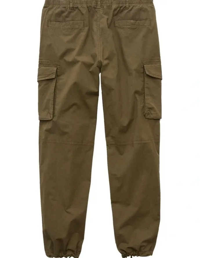 American Eagle Flex Relaxed Straight Cargo Pant in Green Olive