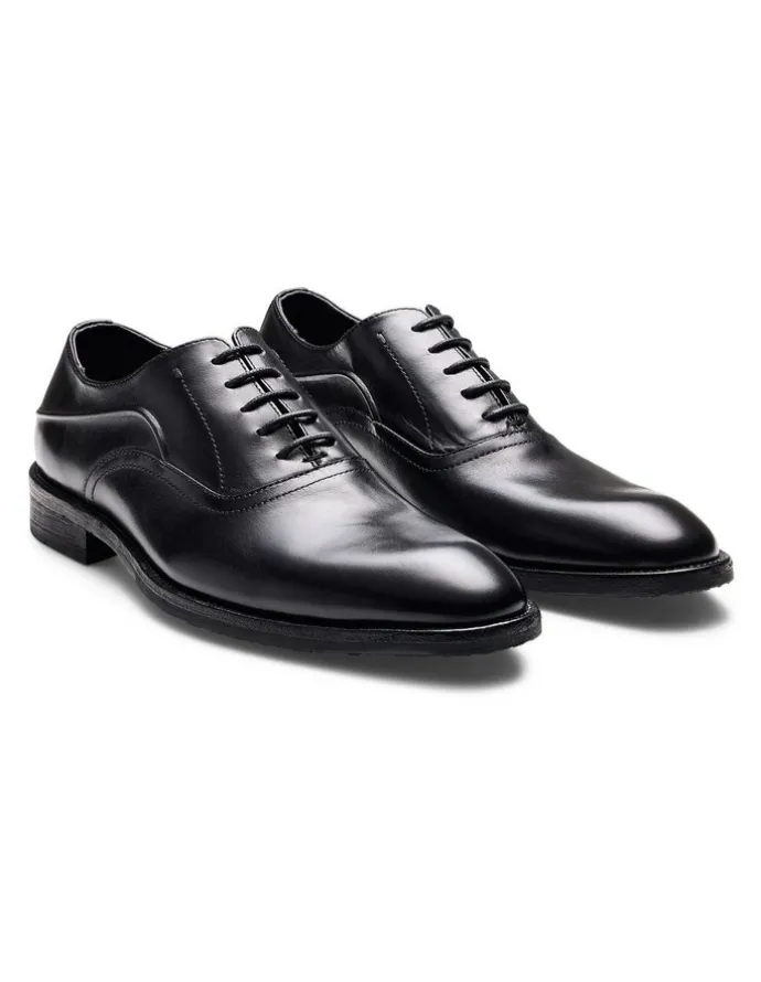 Aquila Bonham Oxford Shoes in Black