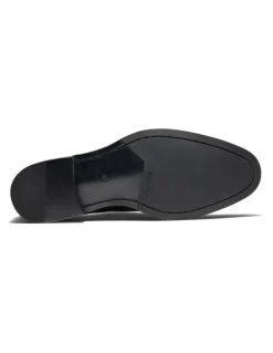 Aquila Cortland Brogue Derby Shoes in Black