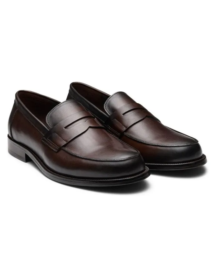Aquila Dartmouth Leather Loafers in Brown