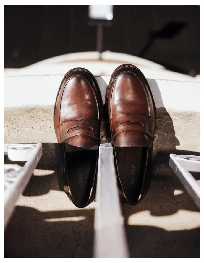 Aquila Dartmouth Leather Loafers in Brown