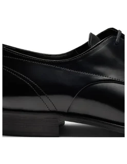 Aquila Dyer Derby Shoes in Patent Black