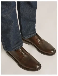 Aquila Hank Derby Shoes in Brown