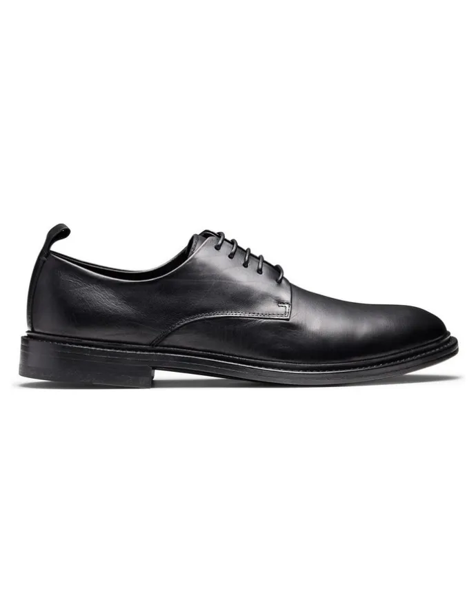 Aquila Hank Derby Shoes in Black