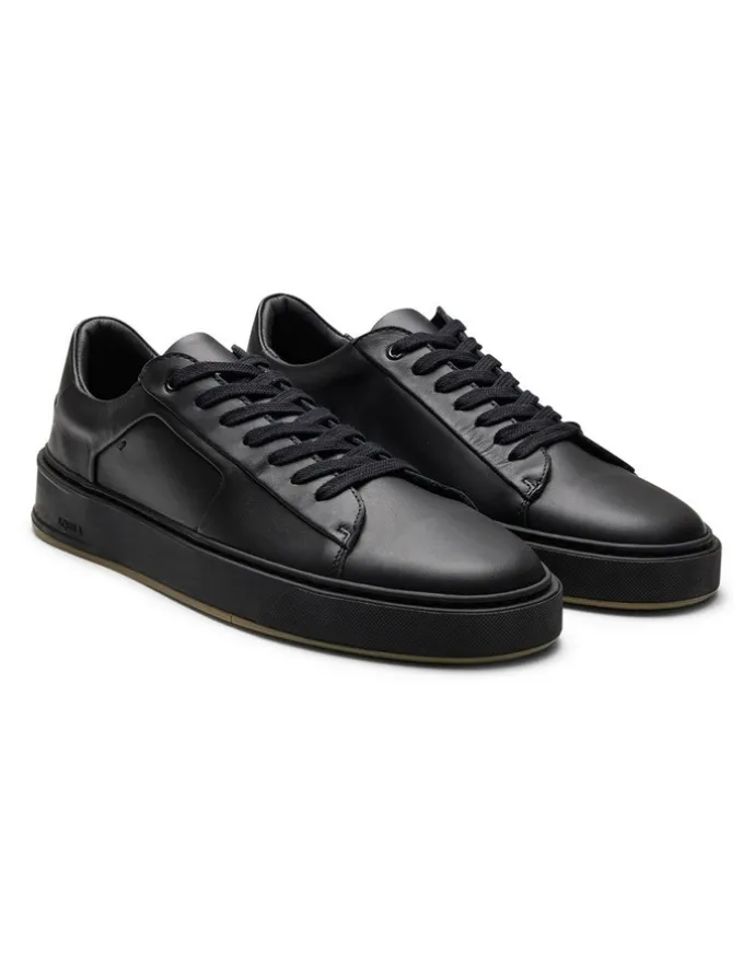 Aquila Odin Leather Sneakers in Black