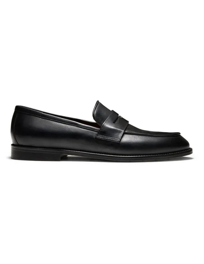 Aquila Raynor Loafers in Black