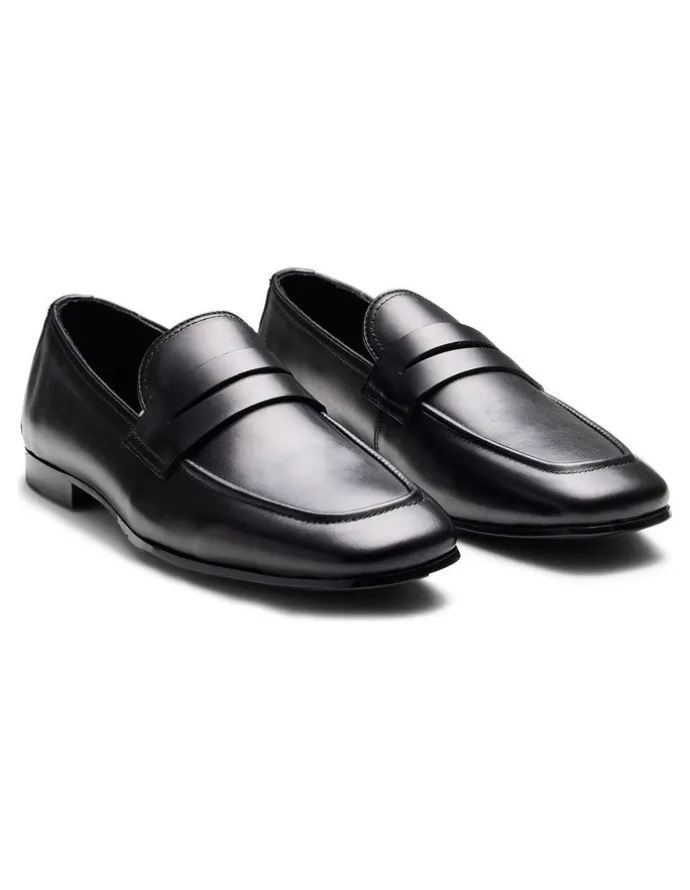 Aquila Vincent Loafers in Black