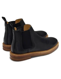 Aquila Dakar Chelsea Boots in Black
