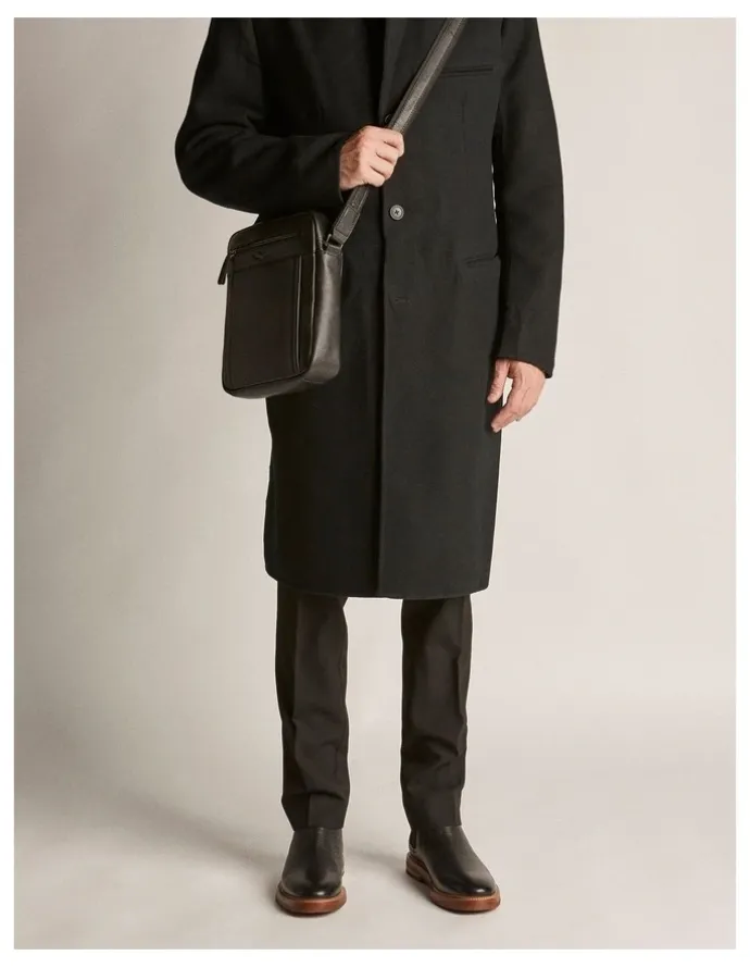 Aquila Dakar Chelsea Boots in Black