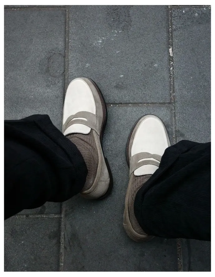 Aquila Dartmouth Suede Loafers in Taupe