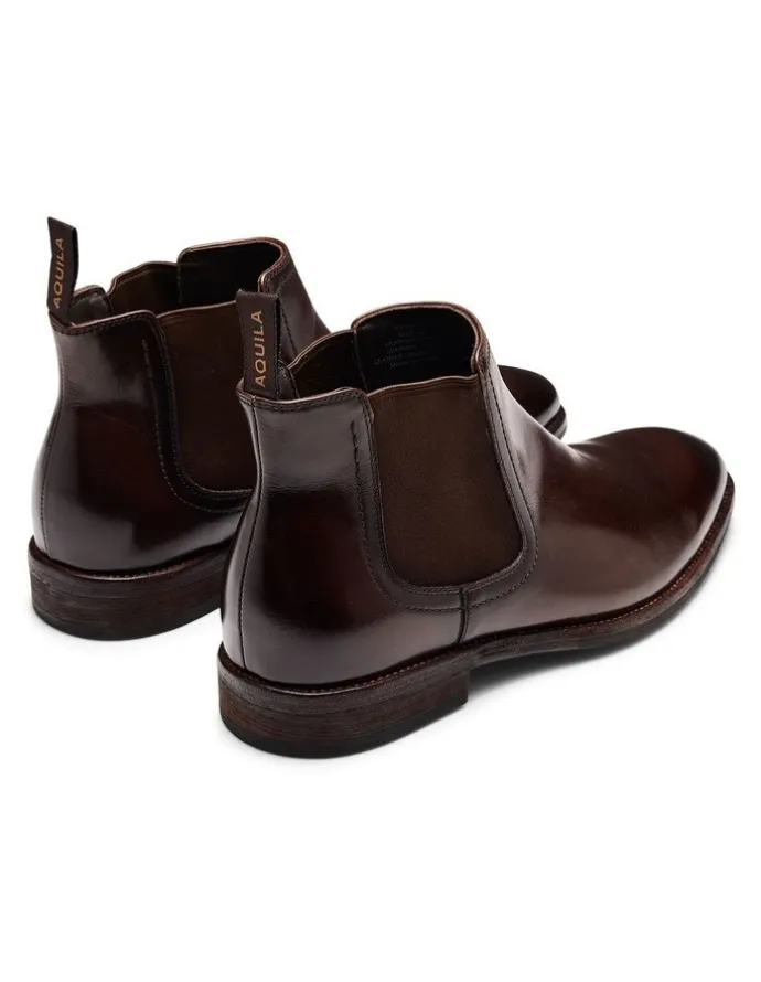 Aquila Fogerty Chelsea Boots in Brown