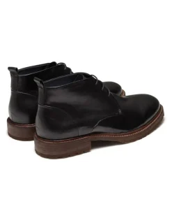 Aquila Lex Chukka Boots in Black