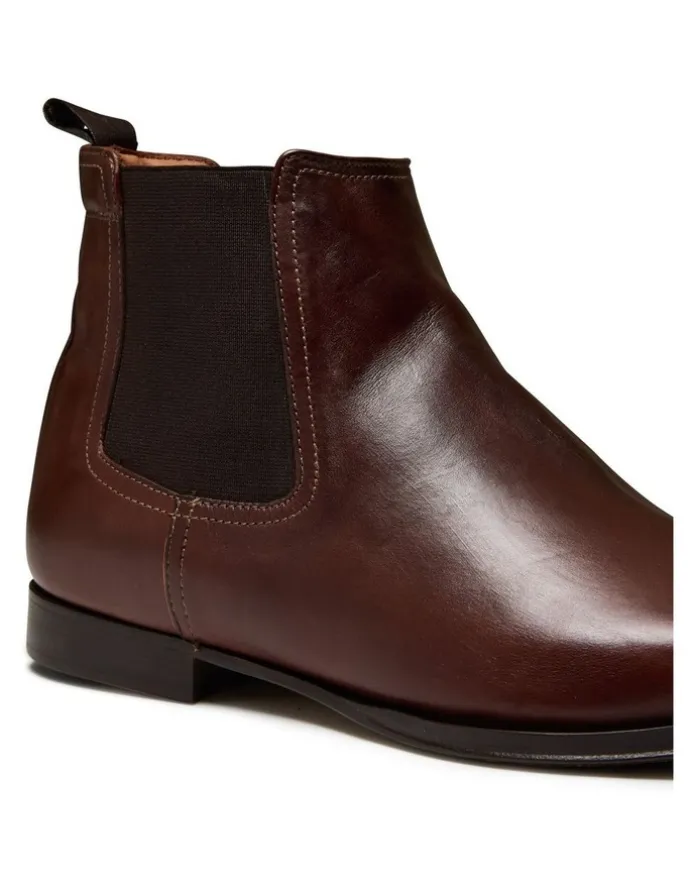 Aquila Osbourne 2.0 Leather Chelsea Boots in Dark Brown