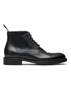 Aquila Redding Lace-Up Boots in Black