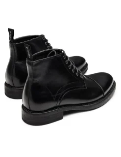 Aquila Redding Lace-Up Boots in Black