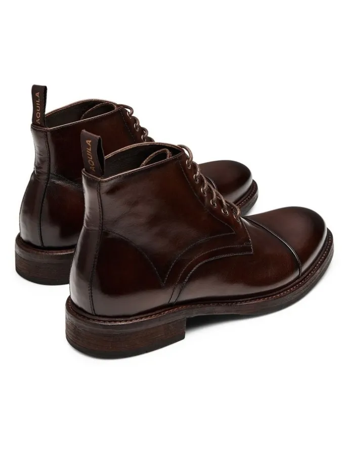 Aquila Redding Lace-Up Boots in Brown