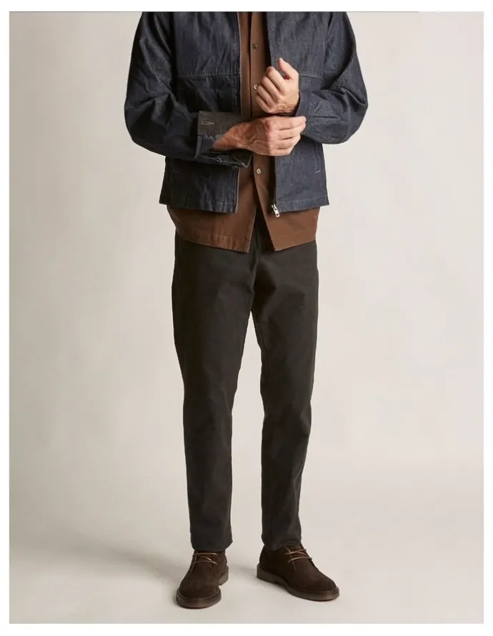 Aquila Steele Suede Chukka Boots in Dark Brown