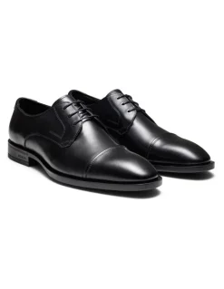 Aquila Stuart Derby Shoes in Black
