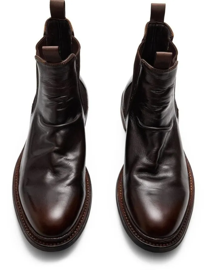 Aquila Vedder Chelsea Boots in Dark Brown