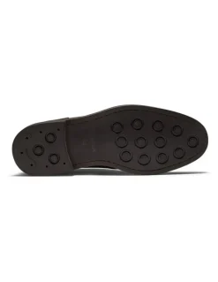 Aquila Warner Chukka Boots in Brown