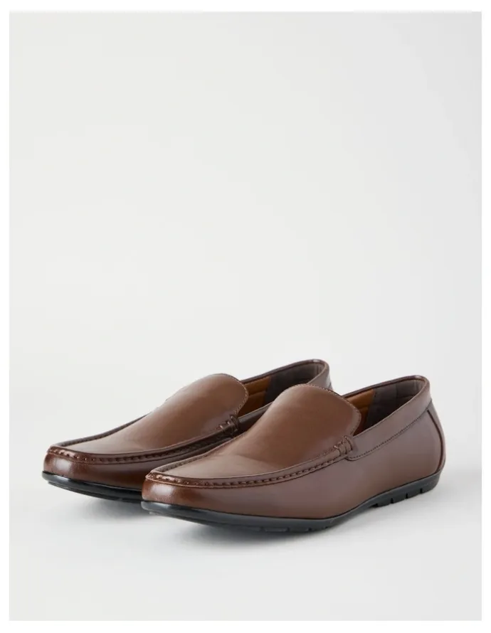 Basque Colt Leather Moccasin in Tan