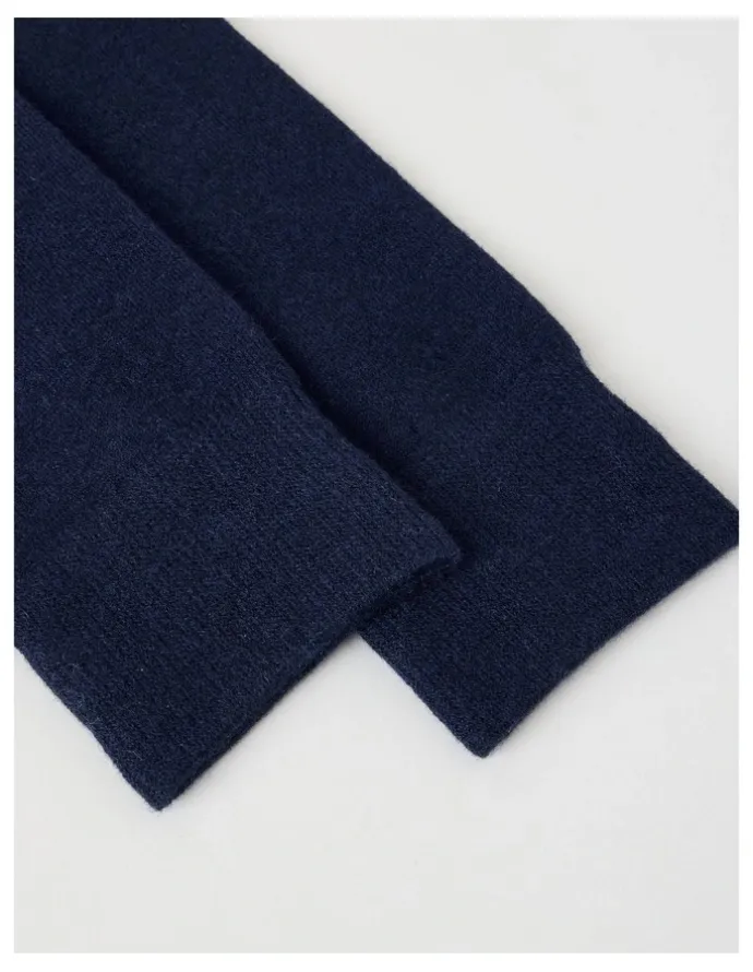 Basque Merino Wool Blend Socks in Navy