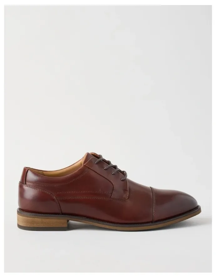 Basque Sergio Leather Toe Cap Lace Up in Cognac
