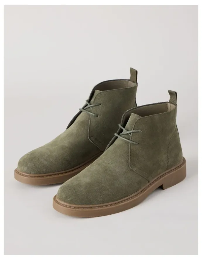 Basque Atlas Suede Chukka Boot in Khaki