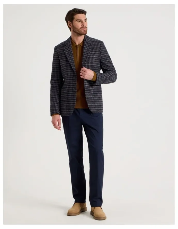 Basque Check Blazer in Navy