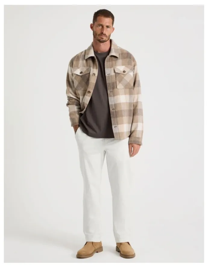 Basque Crew Neck T-Shirt in Brown