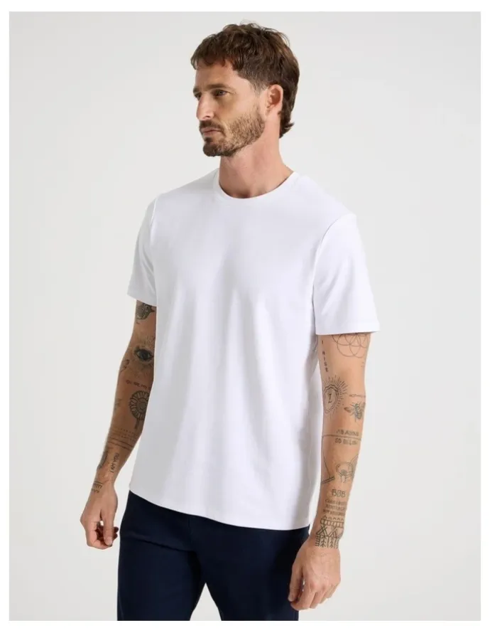 Basque Crew Neck T-Shirt in White