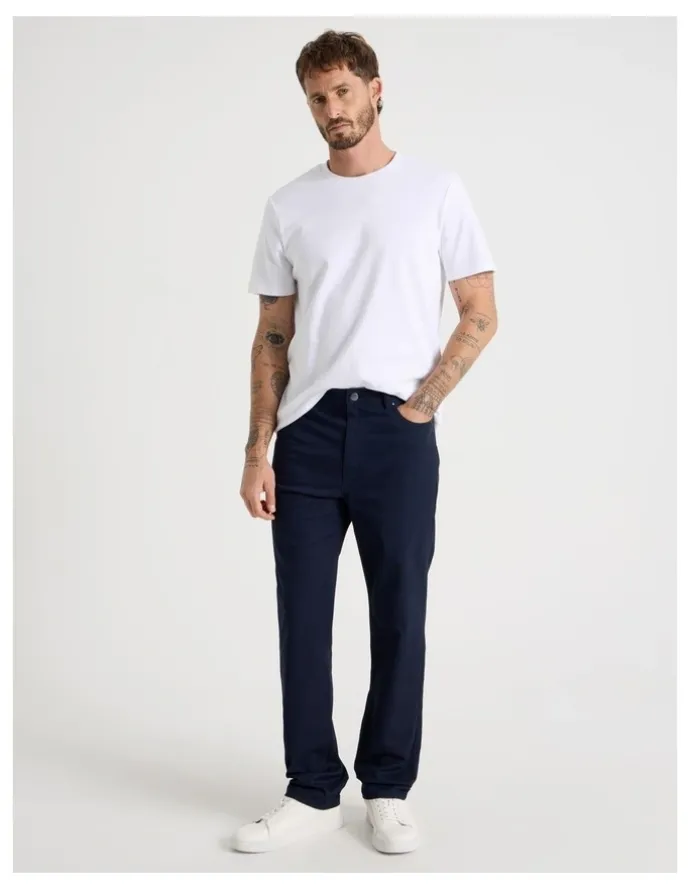 Basque Crew Neck T-Shirt in White