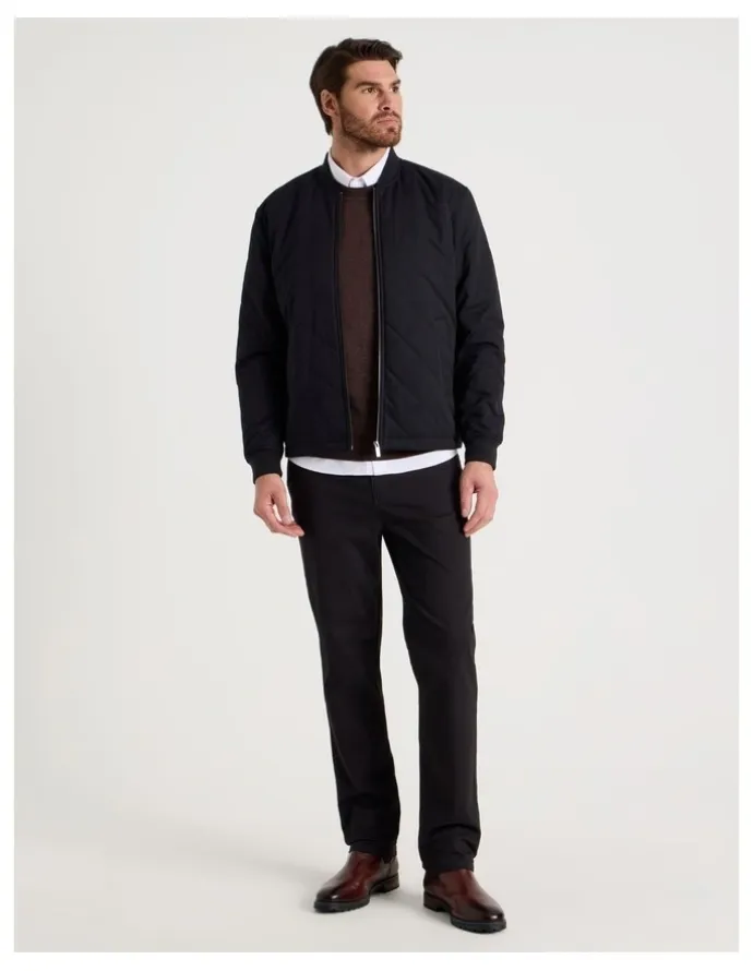 Basque Diamond Quilt Puffer Jacket in Black