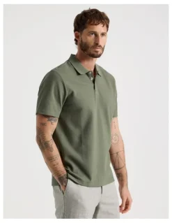 Basque Jersey Short Sleeve Polo in Olive