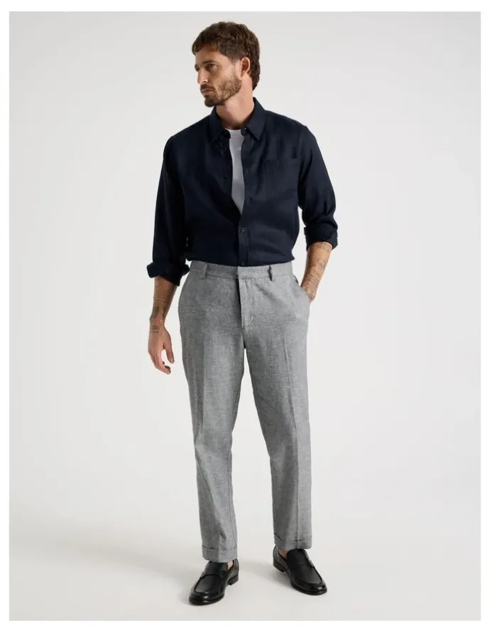 Basque Long Sleeve Linen Shirt in Navy