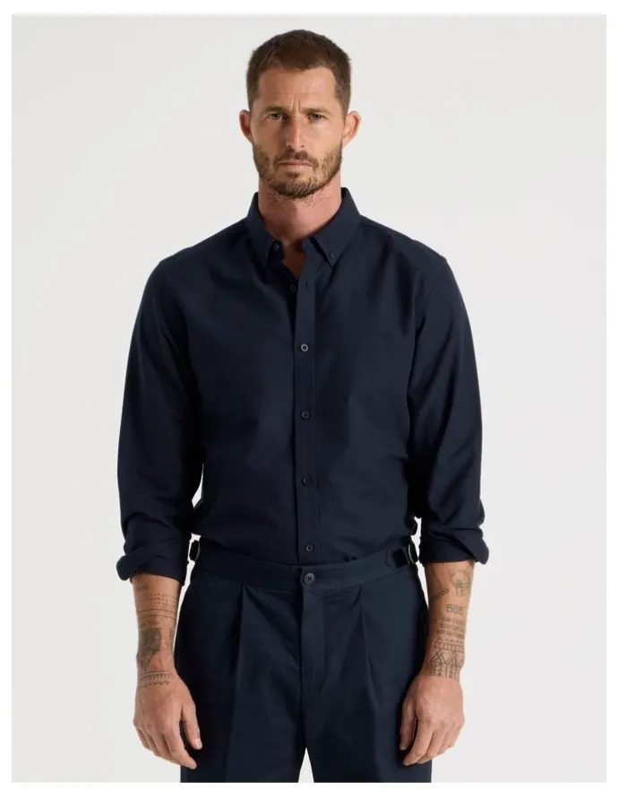 Basque Long Sleeve Oxford Shirt in Navy