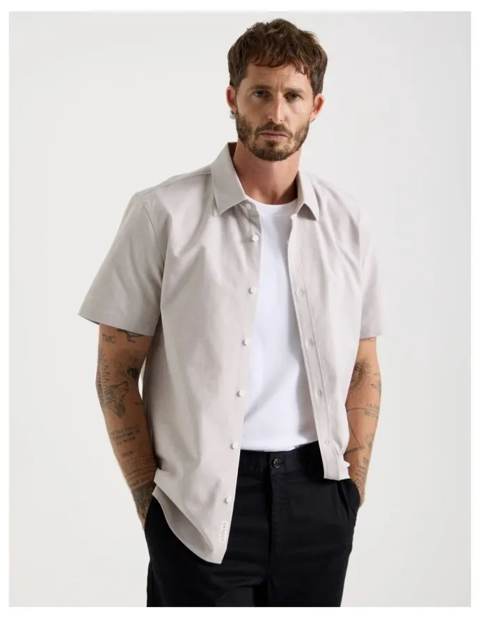Basque Oxford Cotton Short Sleeve Shirt in Sand