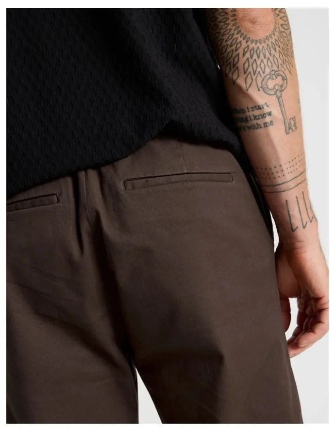 Basque Rugby Jogger Pant in Brown