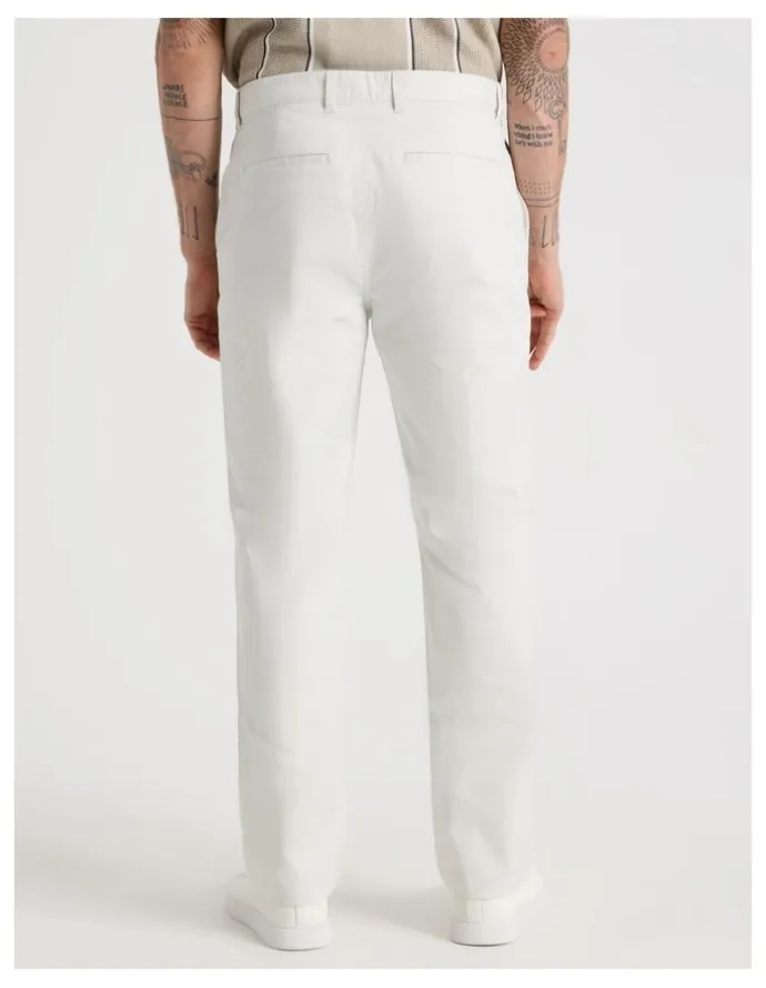 Basque Straight Leg Chino Pant in White