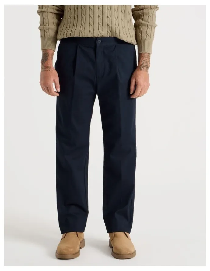Basque Tailored Textured Trousers in Navy