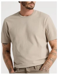 Basque Textured Pique T-Shirt in Sand
