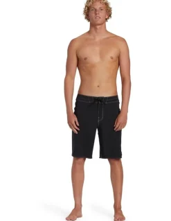 Billabong Core Lord Pro Boardshorts in Black
