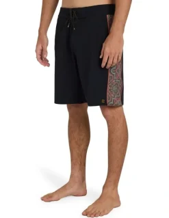 Billabong Dbah Pro 19 Boardshorts In Black