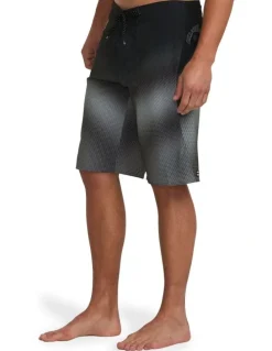 Billabong Fluid Pro 21 Boardshorts in Black