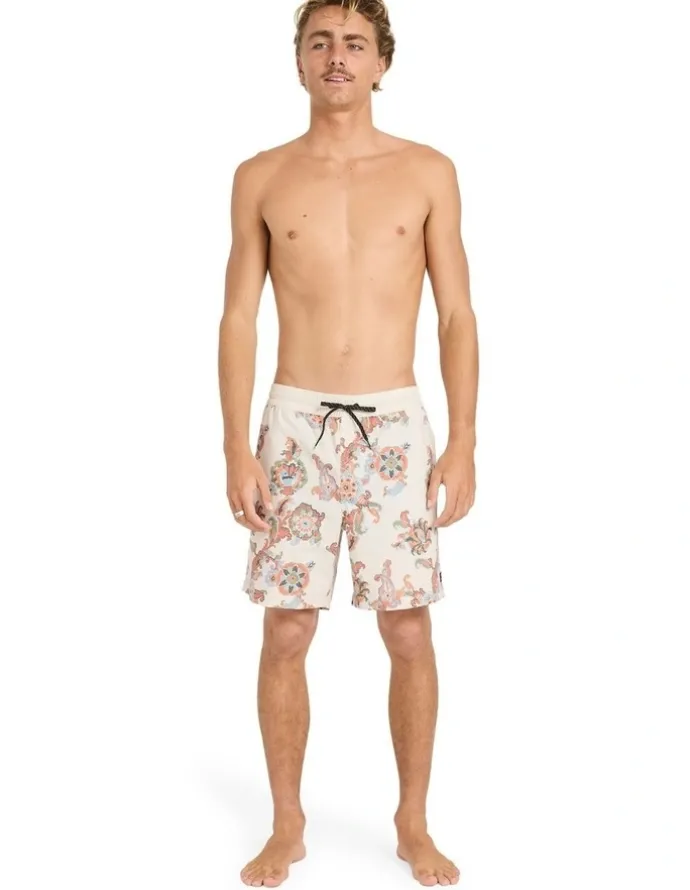 BILLABONG Good Times Layback Boardshorts 16 in Oatmeal