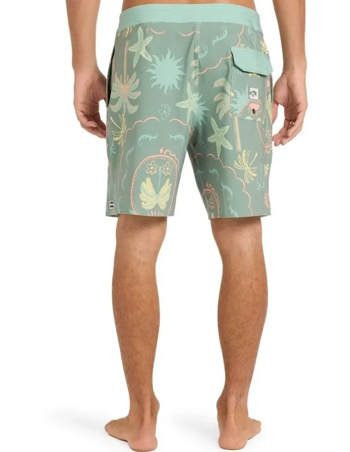 BILLABONG Good Times Lo Tide Boardshorts 17.5 in Moss Green