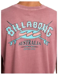 Billabong Heritage Arch Premium T-Shirt in Red Dahlia