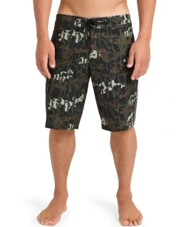 BILLABONG Piped Pro Performance Boardshorts 20 in Camo