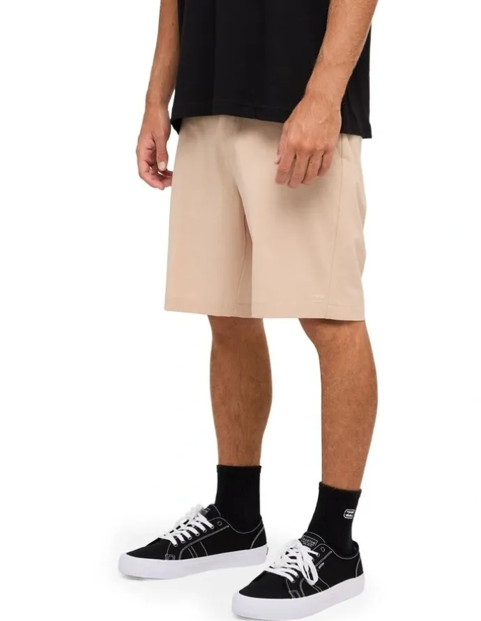 Billabong Primary Submers 19 Inch Hybrid Shorts In Oatemeal